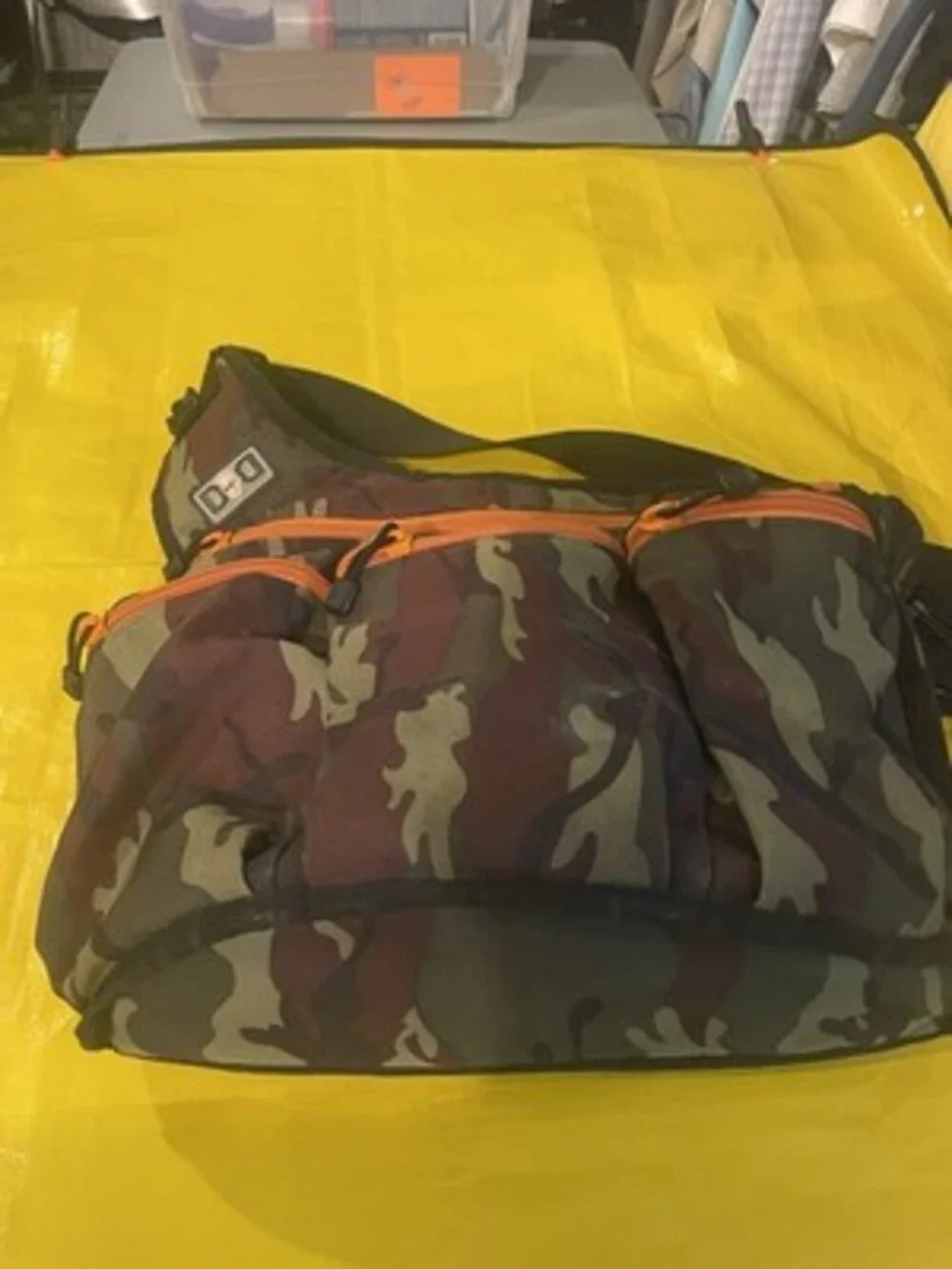 N/A camouflage shoulder